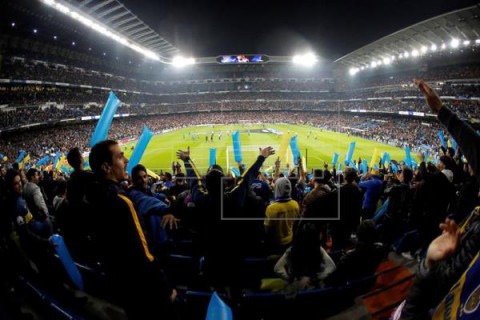 FÚTBOL LIBERTADORES  El Santiago Bernabéu vive una auténtica fiesta de fútbol y color