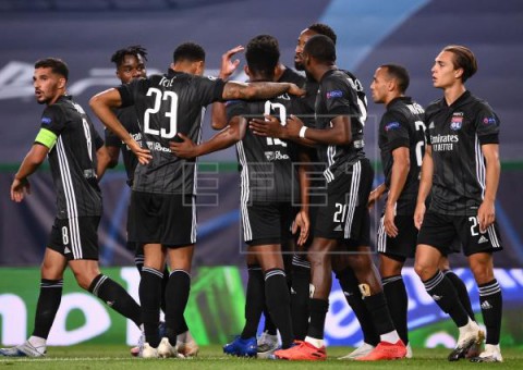 FÚTBOL LIGA CAMPEONES 1-3. El Lyon derrota al City de Guardiola