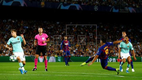 FÚTBOL LIGA CAMPEONES 2-1. Suárez da un triunfo inimaginable al Barça