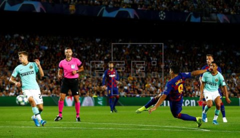 FÚTBOL LIGA CAMPEONES 2-1. Suárez da un triunfo inimaginable al Barça