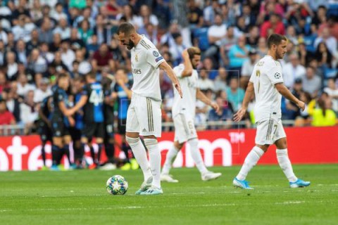 FÚTBOL LIGA CAMPEONES 2-2. Punto de locura y fragilidad