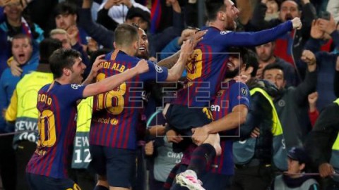 FÚTBOL LIGA CAMPEONES 3-0. Messi y Luis Suárez se citan con el Wanda Metropolitano
