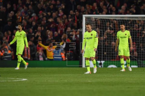 FÚTBOL LIGA CAMPEONES 4-0. El Liverpool revive Estambul y devuelve al Barcelona a Roma