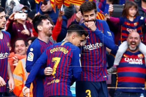 FÚTBOL LIGA CAMPEONES El Barça con Sergi Roberto y Coutinho; el United sin Lukaku ni Matic