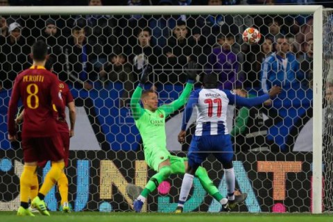 FÚTBOL LIGA CAMPEONES El Oporto elimina en la prórroga al Roma y accede a cuartos de final