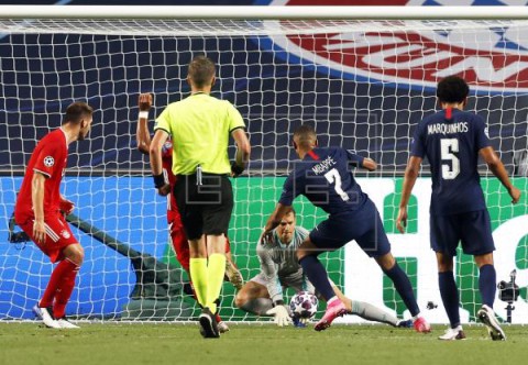 FÚTBOL LIGA CAMPEONES Neuer, Keylor y el palo mantienen la final sin goles al descanso