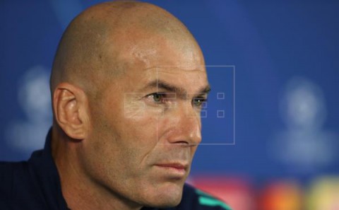 FÚTBOL LIGA CAMPEONES Zidane: `Estamos todos juntos y no hay que señalar a nadie`