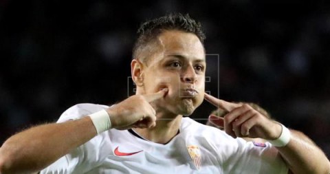 FÚTBOL LIGA EUROPA: QARABAG-SEVILLA 0-3. El Sevilla presenta credenciales con goles de Chicharito, Munir y Óliver