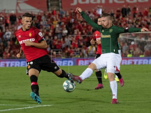 FÚTBOL MALLORCA-ATHLETIC CLUB  0-0 Mallorca y Athletic se reparten los puntos y los penaltis fallados