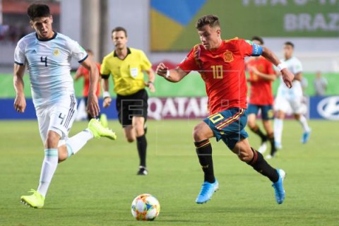 FÚTBOL MUNDIAL SUB`17  Italia avasalla a Islas Salomón y Tayikistán liderara el grupo de España