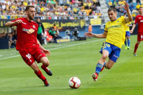 FÚTBOL OSASUNA Osasuna regresa a Primera División, tras dos años, con el sello de Arrasate