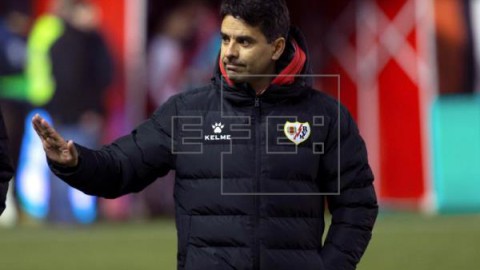 FÚTBOL RAYO VALLECANO Míchel, destituido como entrenador del Rayo Vallecano