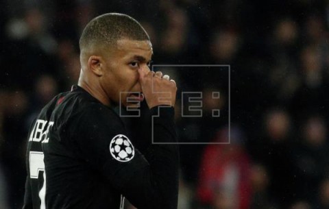 FÚTBOL REAL MADRID El Real Madrid niega cualquier contacto con Mbappé
