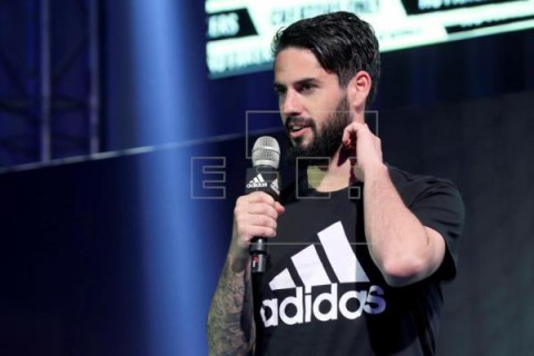 FÚTBOL REAL MADRID Isco: `Es una buena noticia para todos que vuelva Zidane`