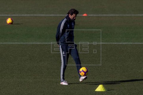 FÚTBOL REAL MADRID Solari cuida a sus titulares con la mente ya en el derbi madrileño
