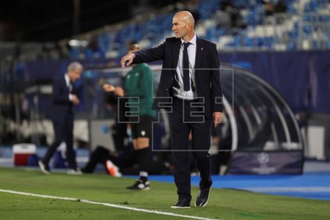 FÚTBOL REAL MADRID Zidane: `Noto el apoyo de mis jugadores`