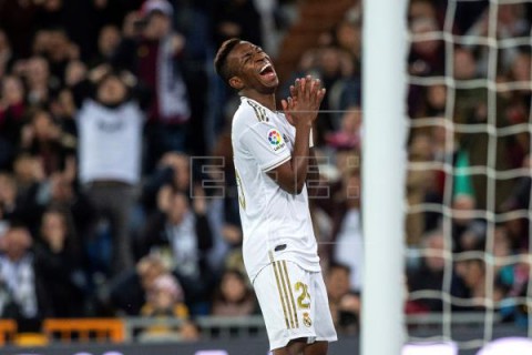 FÚTBOL REAL MADRID-ATHLETIC 0-0. El Madrid no aprovecha sus oportunidades en la primera parte