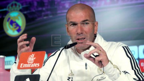 FÚTBOL REAL MADRID-LEGANÉS Zidane asegura que no tiene mala relación con Bale y descarta su salida