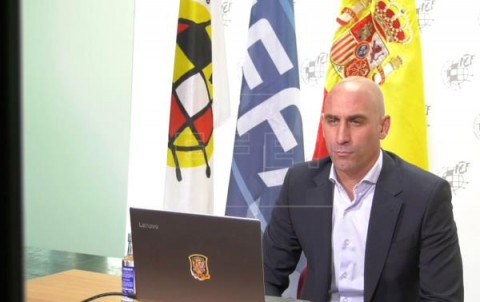 FÚTBOL RFEF Rubiales aboga por acabar las competiciones antes o después del 30 de junio