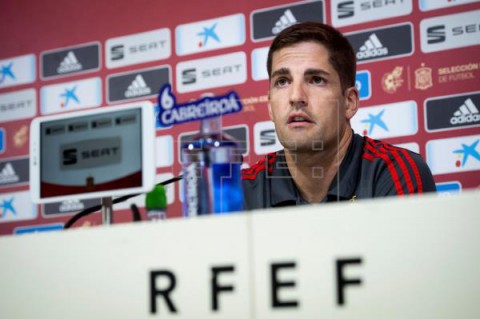 FÚTBOL SELECCIÓN Reguilón, Pau Torres y Gerard Moreno caras nuevas en lista con siete cambios