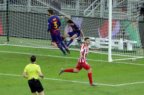 FÚTBOL SUPERCOPA ESPAÑA BARCELONA – ATLÉTICO MADRID 2-3. Diez minutos de inspiración llevan a la final al Atlético