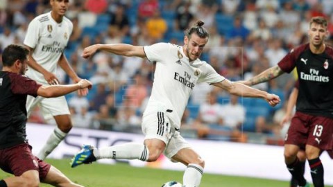 FÚTBOL TROFEO SANTIAGO BERNABÉU  – 3-1. Bale lidera al Real Madrid ante el Milan a cuatro días de la Supercopa