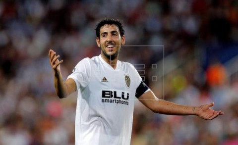FÚTBOL VALENCIA Dani Parejo renueva con el Valencia hasta 2022