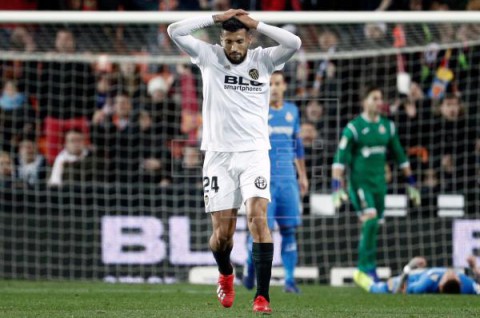 FÚTBOL VALENCIA Garay, primer positivo por coronavirus en LaLiga