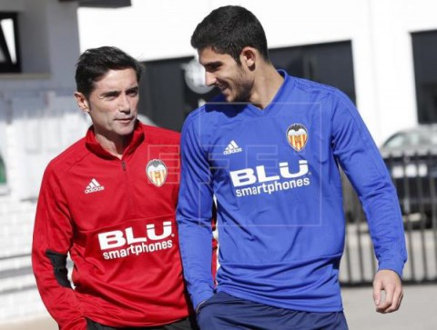 FÚTBOL VALENCIA Guedes pasará por el quirófano el viernes para solucionar su pubalgia