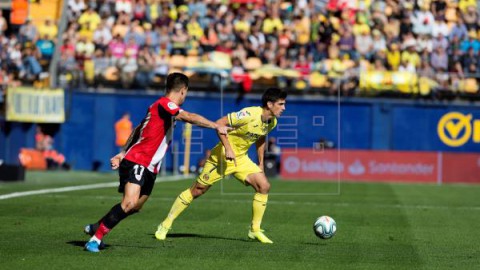 FÚTBOL VILLARREAL-ATHLETIC CLUB 0-0. Villarreal y Athletic igualan en un intenso partido
