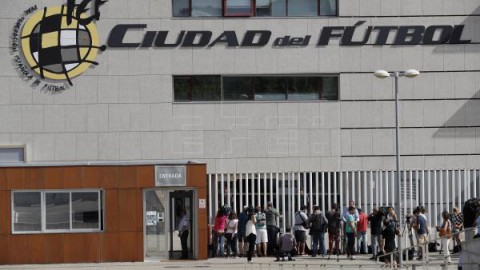 FÚTBOL VILLARREAL-ATLÉTICO DE MADRID Juez desestima la medida cautelar para que el Villarreal-Atlético sea en Miami