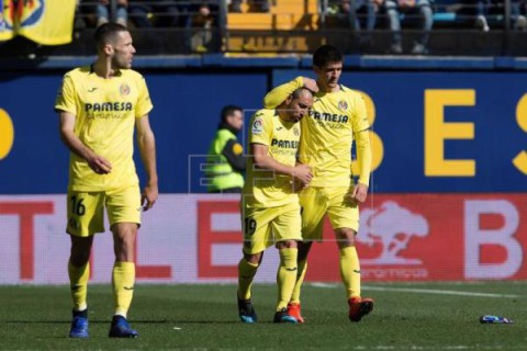 FÚTBOL VILLARREAL-ESPANYOL 2-2. El Villarreal deja escapar el triunfo ante un combativo Espanyol