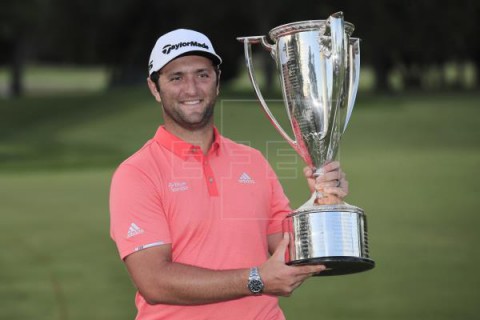 GOLF BMW CHAMPIONSHIP Jon Rahm domina sus emociones y supera un birdie milagroso de Dustin Johnson