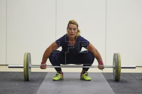 HALTEROFILIA MUNDIALES Lydia Valentín campeona en arrancada y total y bronce en dos tiempos