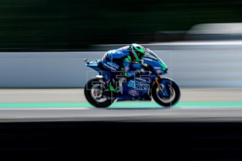 MOTOCICLISMO G.P. AUSTRIA MOTO2 Bandera roja por la caída de Enea Bastianini