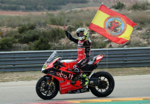 MOTOCICLISMO SUPERBIKES Nadie tose a Álvaro Bautista, lo gana todo