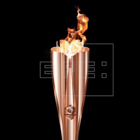 OLIMPISMO TOKIO 2020 Tokio 2020 presenta su antorcha olímpica inspirada en la flor del cerezo