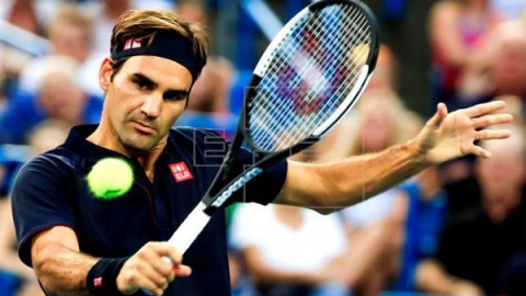 TENIS CINCINNATI – Federer alcanza su octava final en Cincinnati, tras el retiro por lesión de Goffin