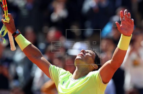 TENIS ROLAND GARROS  Nadal domina a Federer y jugará su duodécima final en Roland Garros
