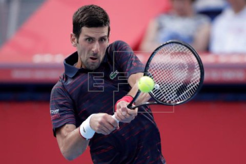 TENIS SHANGHAI Djokovic pasa a cuartos de Shanghái tras vencer al estadounidense Isner