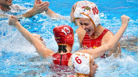 WATERPOLO (F) EUROPEO: ESPAÑA-RUSIA 13-12. Las guerreras del agua se ciñen su segunda corona europea