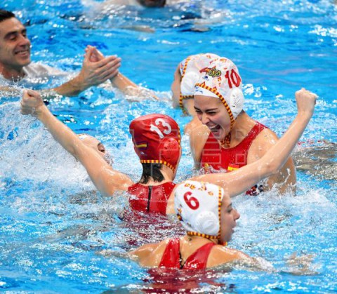 WATERPOLO (F) EUROPEO: ESPAÑA-RUSIA 13-12. Las guerreras del agua se ciñen su segunda corona europea